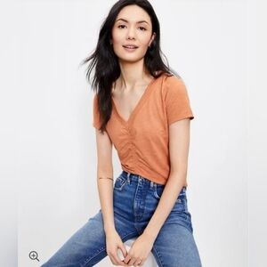 ❤️ ANN TAYLOR LOFT V NECK FRONT CINCHED TEE / TOP, SMALL